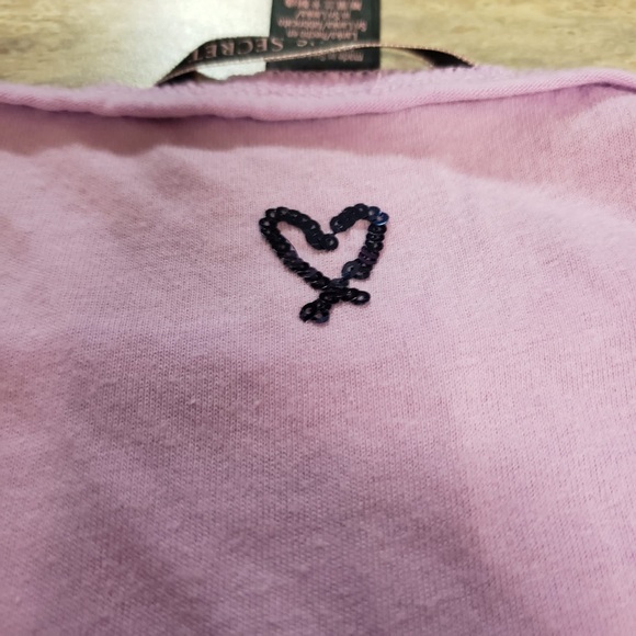 Victoria’s Secret t-shirt with sequins - Picture 8 of 9